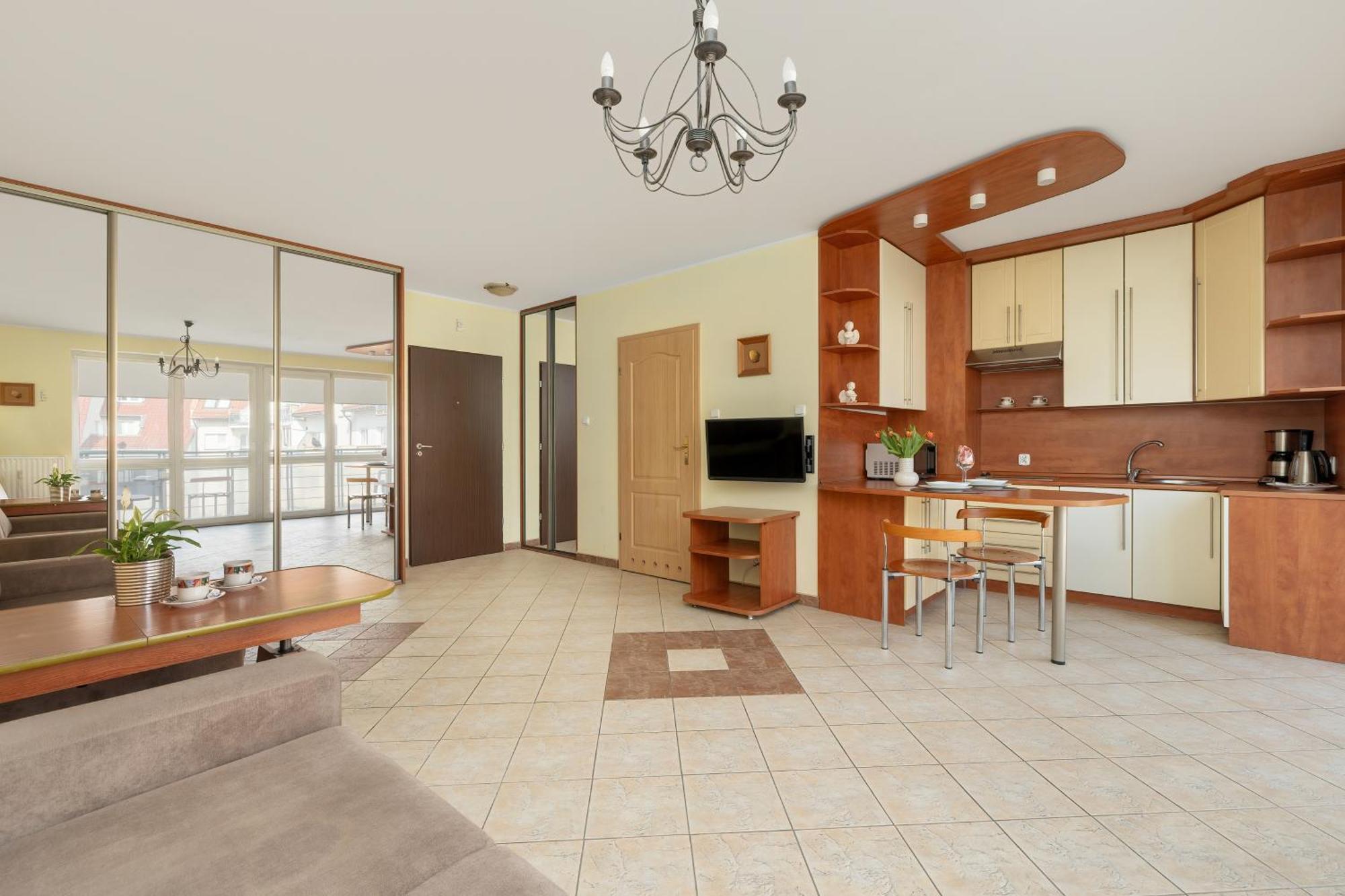 Jasny I Delikatny Sun Seasons 24 W Kolobrzegu By Renters Apartament *