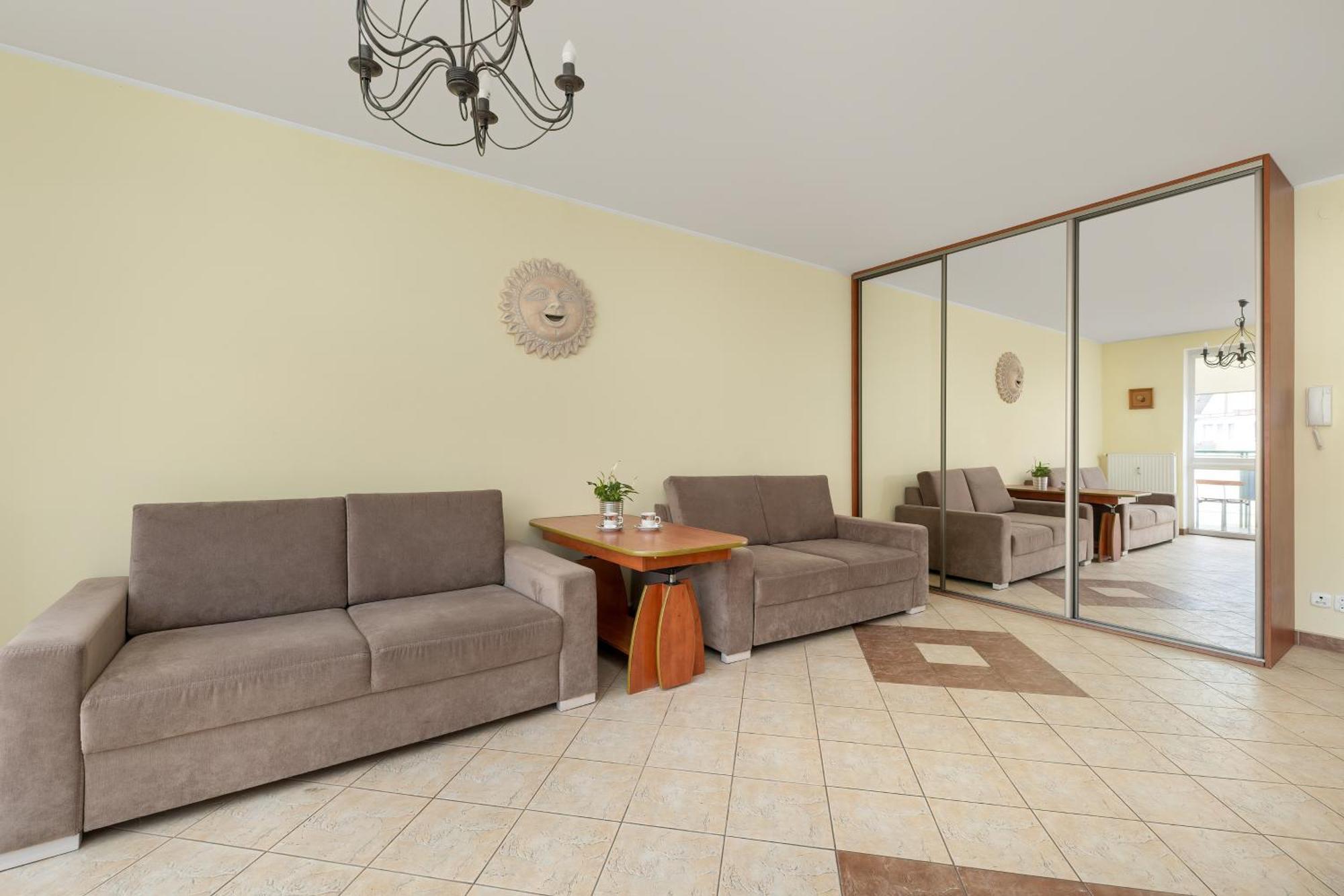 Jasny I Delikatny Sun Seasons 24 W Kolobrzegu By Renters Apartament Kołobrzeg