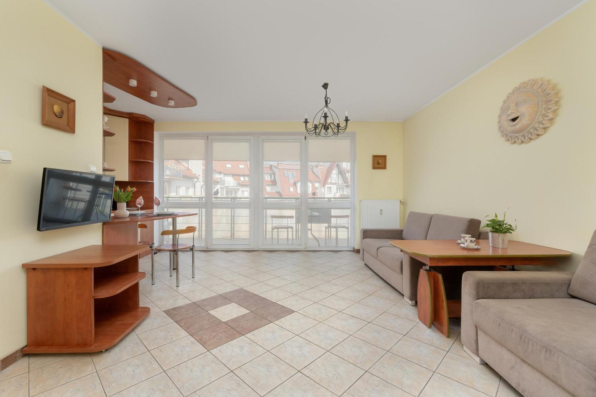 Jasny I Delikatny Sun Seasons 24 W Kolobrzegu By Renters Apartament *